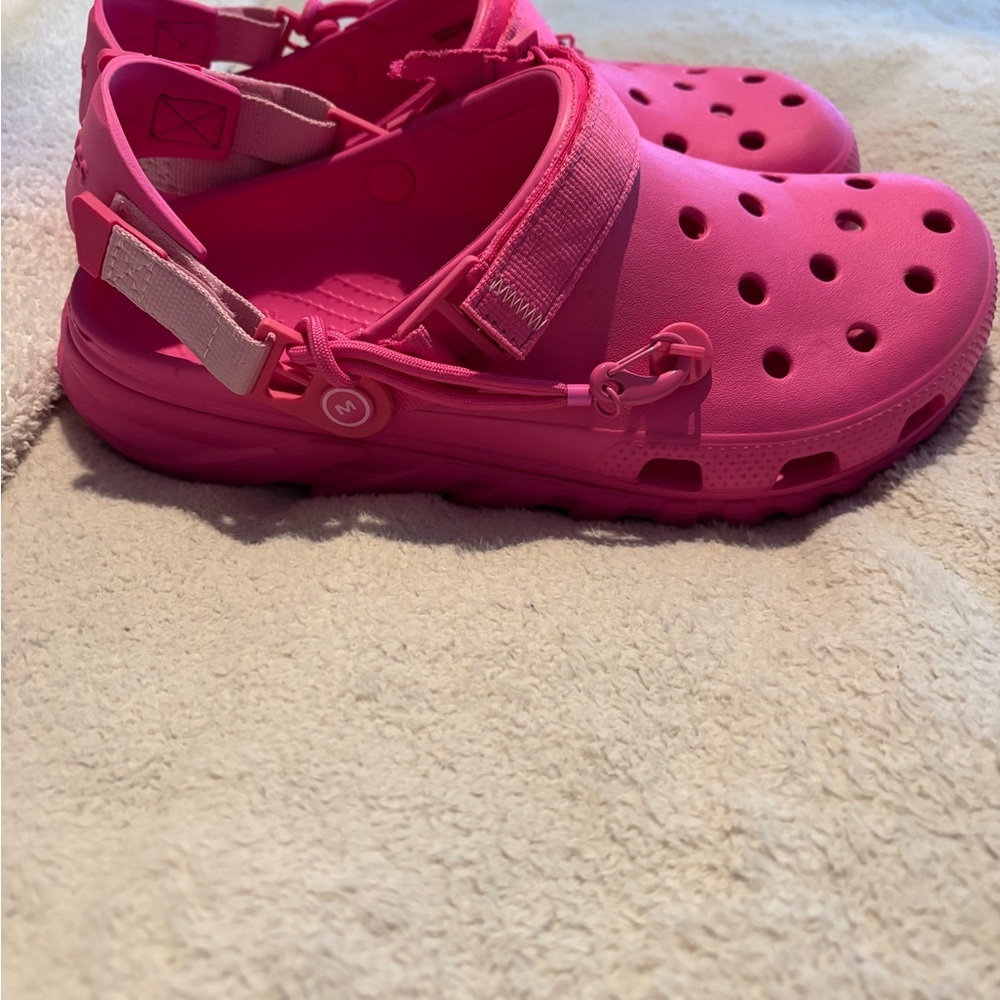 CROCS x Post Malone Collab Mules, Size Men’s 11 Womens 9 in vibrant pink, RARE - Picture 2 of 6